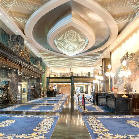 New Orient Landmark Hotel Macao Exteriér fotografie The lobby of the hotel