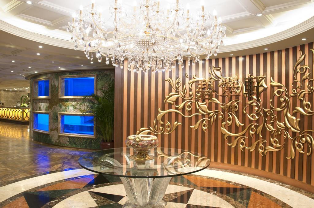 New Orient Landmark Hotel Macao Exteriér fotografie The lobby of the hotel