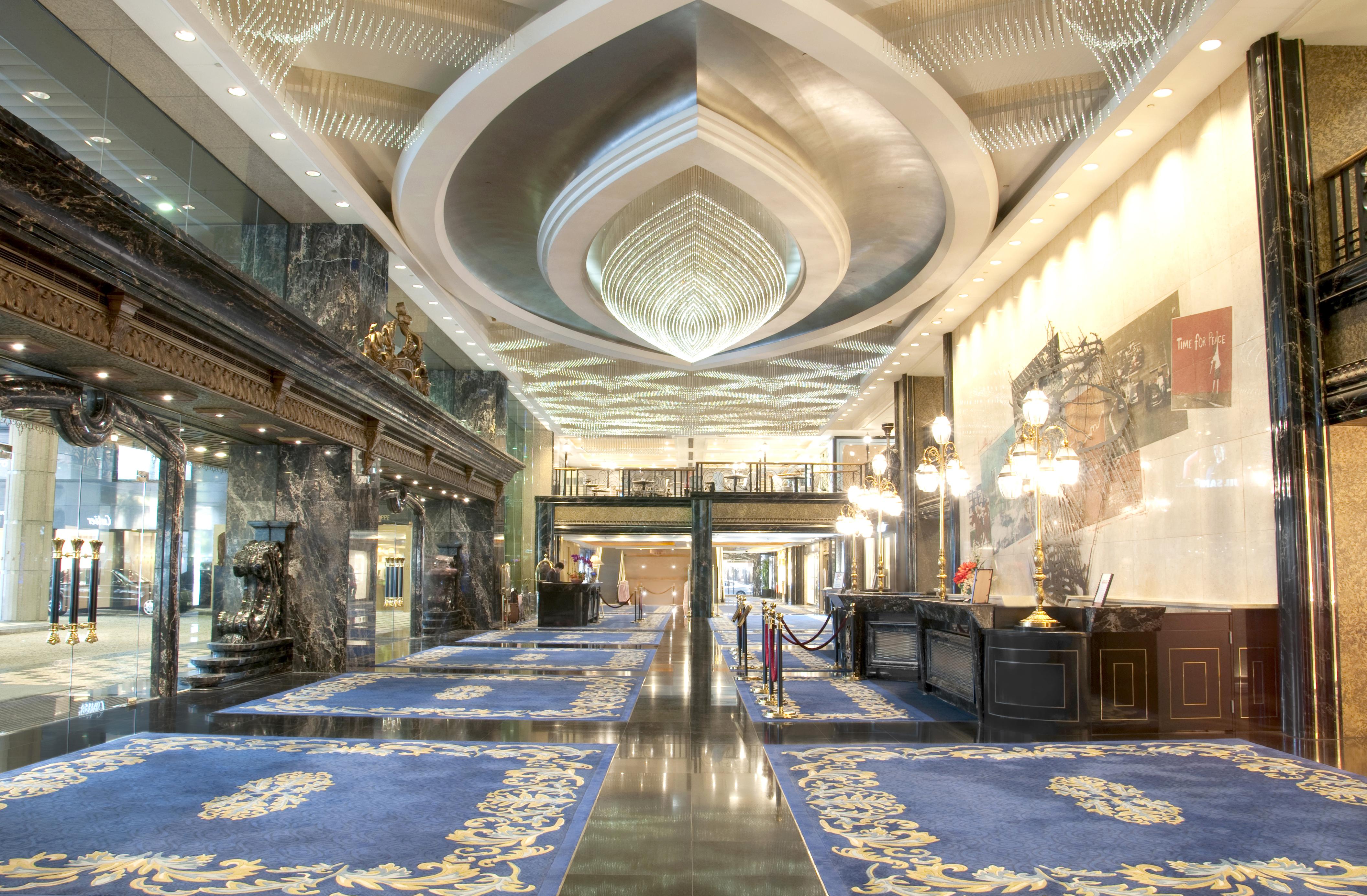 New Orient Landmark Hotel Macao Exteriér fotografie The lobby of the hotel